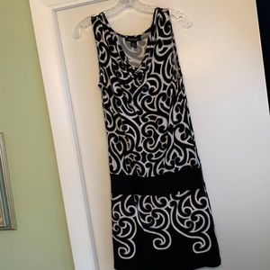 White House Black Market no sleeve tunic Size M